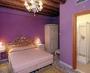Ca Bella 3*, Venice Italy