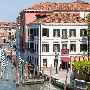https://canal-grande.hotelinveneto.com