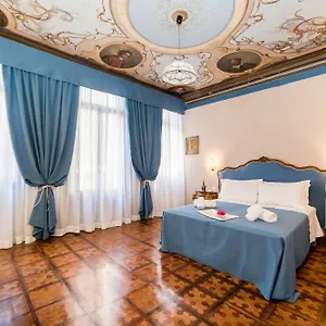 Ca' Lavezzera 2*, Venice Italy